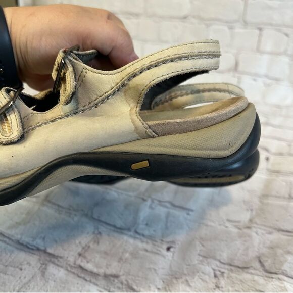 Clark Brown Leather Sandals size 7M - Picture 7 of 9